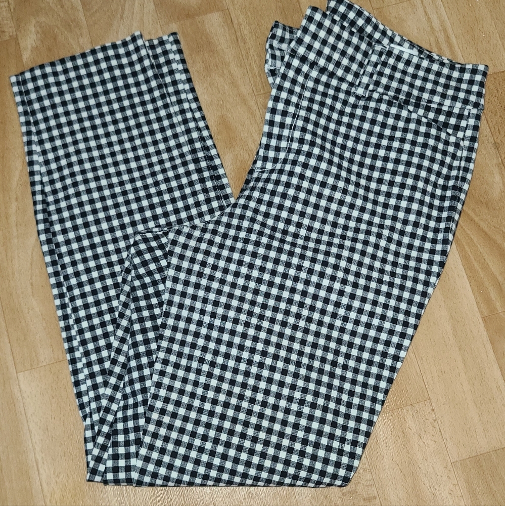 Old Navy Black and White Plaid Pants